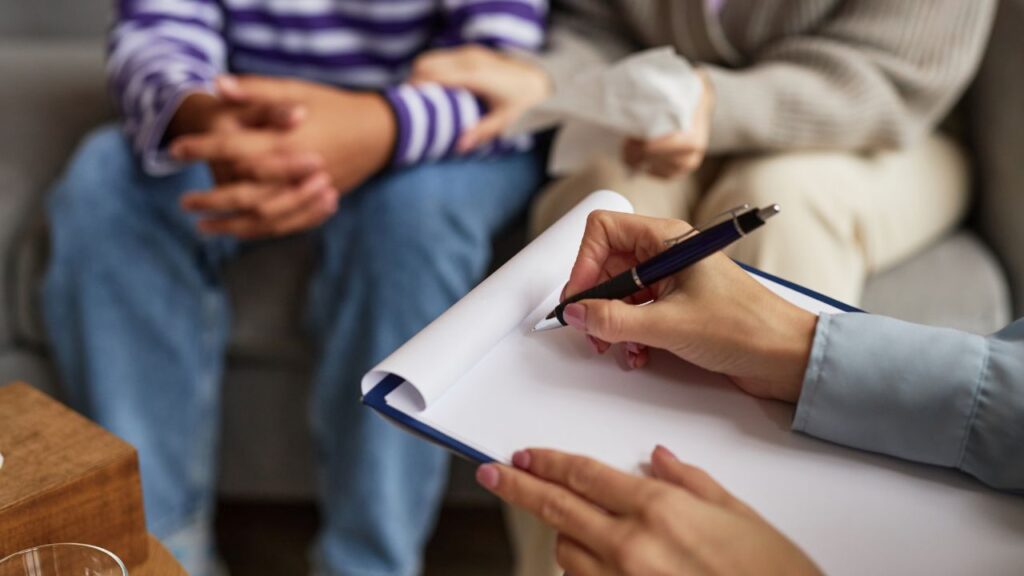 Obrazek przedstawia terapię rodzinną